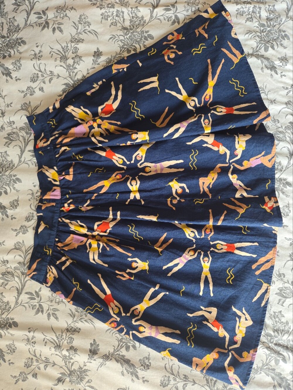 ModCloth Synchronized Swimmers Pleated Cotton Skirt Navy Medium - Picture 6 of 16